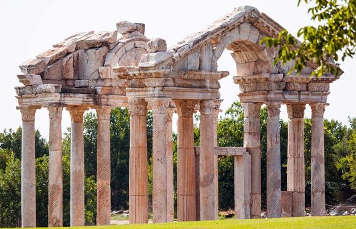 kusadasi aphrodisias pamukkale tour